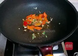 Illustration of how to make stir-fried zucchini 3