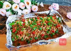 Illustration of how to make enoki mushrooms with minced garlic and tinfoil 16