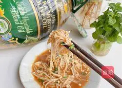 Illustration of making enoki mushrooms with soy sauce 7 