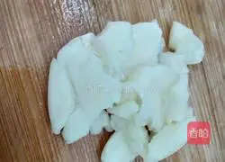 Illustration of how to make stir-fried cabbage 3