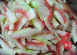 Stir-fried watermelon rind Illustration of how to do it 1