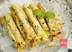 Illustration of how to make black sesame egg rolls 14