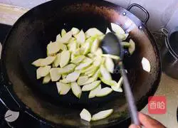Illustration of how to make zucchini and tomatoes 3