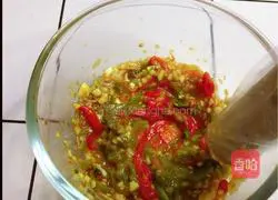 Chili peppers Illustration of how to make preserved eggs 10