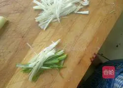 Illustration of how to make cold shredded potatoes 5