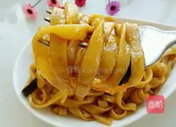 Illustration of how to make scallion oil noodles 17