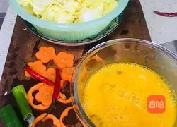 Illustration of how to make fried baby vegetables with local eggs 1