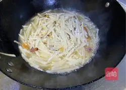 Illustration of how to make shredded radish in chicken sauce 8