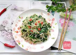 Illustration of how to make stir-fried bean sprouts with leeks 10