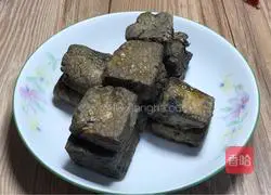 Illustration of how to make spicy and smelly dried seeds 8