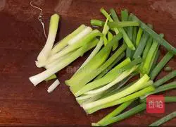 Illustration of how to make stir-fried mung bean sprouts 1