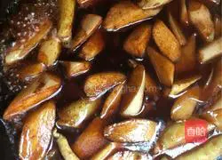 Illustration of how to make fried wild rice 6