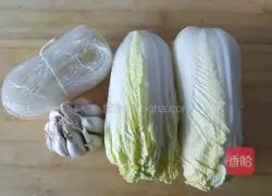 Illustration of how to make garlic vermicelli and baby cabbage 1