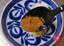 Illustration of how to make garlic mushrooms 3