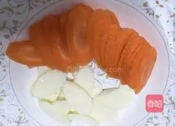 Illustration of how to make fried snow peas 5