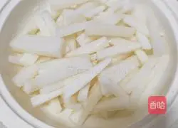 Illustration of how to make sweet and sour radish 1