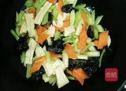 Four-color stir-fry recipe 5