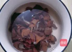 Mushrooms Illustration of how to make fried hot pepper 6