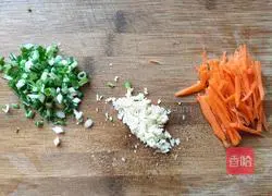 Illustration of how to make lily mixed with fungus 5