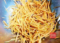 Illustration of how to make three shredded cold dishes 1