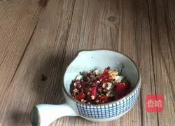 Illustration of how to make purslane mixed with beef 7