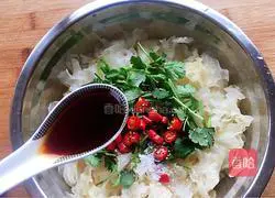 Illustration of cold white fungus recipe 12