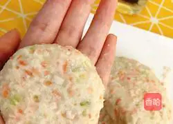 Illustration of how to make pan-fried potato pancakes 8