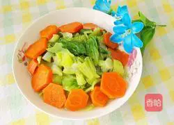 Illustration of how to stir-fry carrots and mustard greens 13