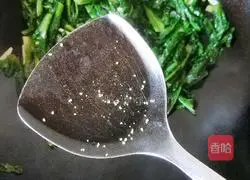 Illustration of how to cook lettuce leaves 7