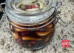 Illustration of soaking weeds 6