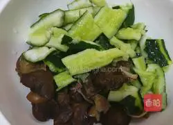 Illustration of how to make fungus and cucumber 3