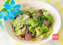 Illustration of how to make fried onions and lettuce 11