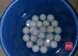 Illustration of how to make salted duck eggs 4