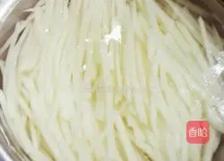 Illustration of how to make spiced potato shreds 1