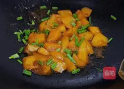 Illustration of how to make braised potatoes in sauce 8