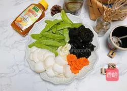 Illustration of how to stir-fry snow peas and vegetables 1