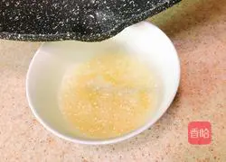 Illustration of how to make small mixed silver sprouts 12