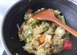 Illustration of how to make loofah and white fungus 5