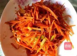 Illustration of how to make cold shredded carrots 6
