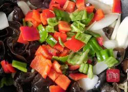 Illustration of how to make fried yam with fungus 8