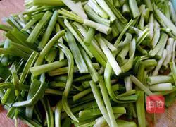 Illustration of how to make fried tofu and stir-fried green garlic sprouts 2