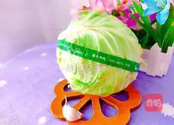 Illustration of how to make braised cabbage 1