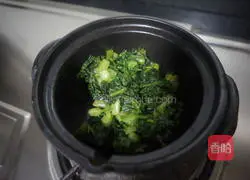 Illustration of how to make lettuce leaf tofu stew 3