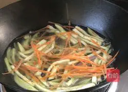 Illustration of how to make vegetable rolls 10