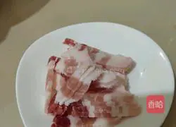 Illustration of how to make fried snow peas with pork belly 2