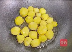 Crispy on the outside and soft on the inside.Instantly beat the roadside stalls❣️ Illustration of how to make caramelized baby potatoes 4