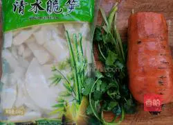 Illustration of how to make three shredded rice noodles with American sauce soy sauce 2