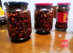 Illustration of Laoganma’s recipe for mixing peanut beef sauce 6