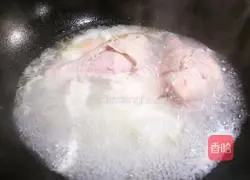 Illustration of how to make cold shredded chicken legs 5