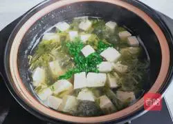 Illustration of how to make toon tofu soup 9